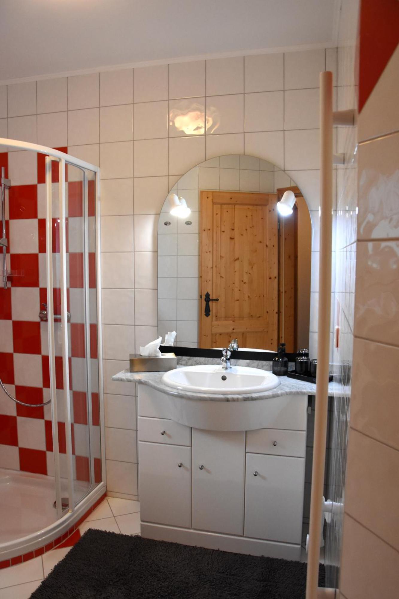 Wein & Wohnen Matzl - Ferienwohnung ฟูสเตนเฟลด์ ภายนอก รูปภาพ